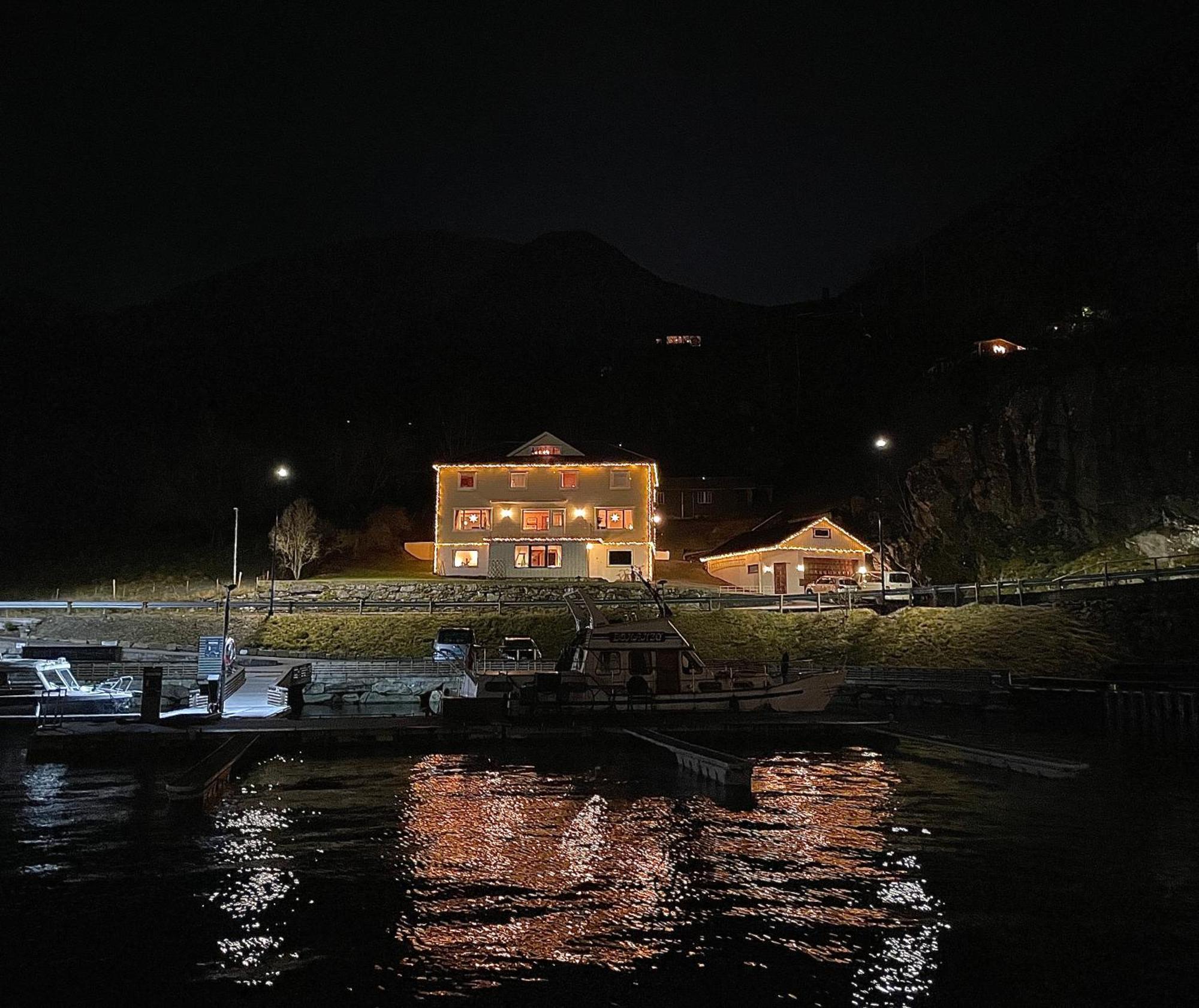Svingen Guesthouse - Panoramic Fjord Views In Flåm Exteriér fotografie